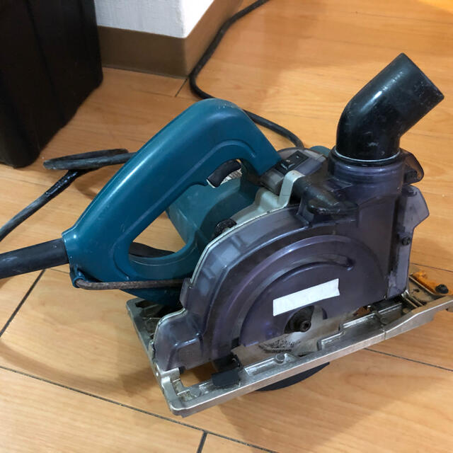 Makita(マキタ)の125mm 防塵　マルノコ インテリア/住まい/日用品のインテリア/住まい/日用品 その他(その他)の商品写真