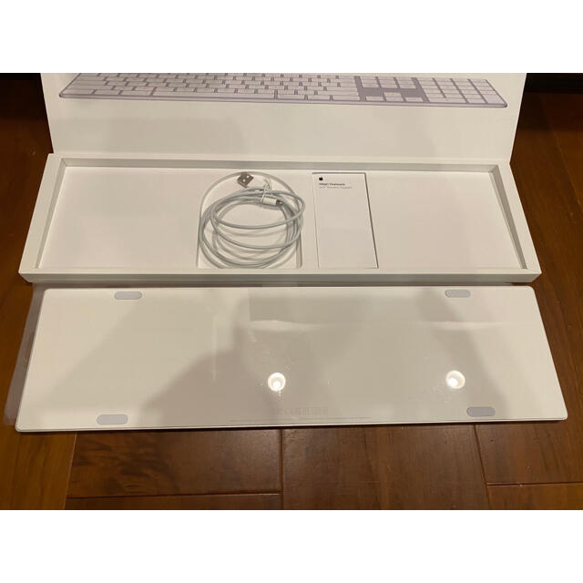 Apple Magic keyboard テンキー 3