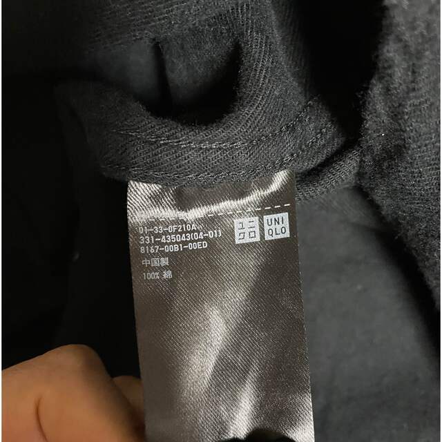 UNIQLO(ユニクロ)のUNIQLO ユニクロ　襟なしシャツ　黒　S メンズのトップス(シャツ)の商品写真