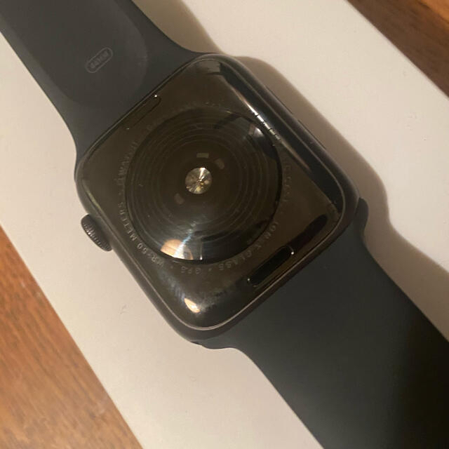 Apple Watch(アップルウォッチ)のApple Watch 未使用に近い メンズの時計(腕時計(デジタル))の商品写真