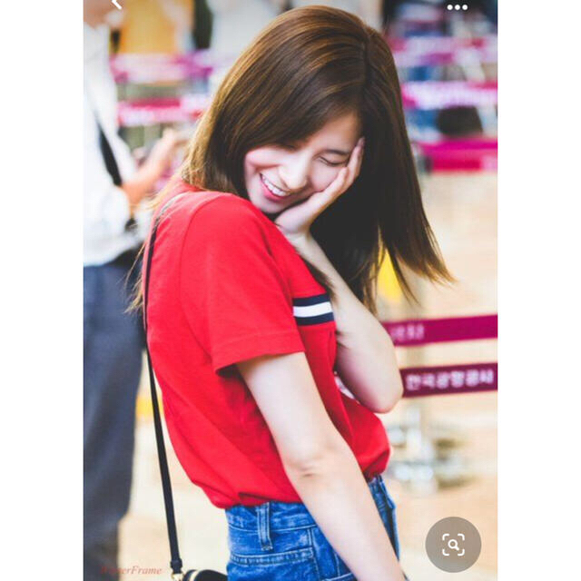 TOMMY HILFIGER - 売り切れ❗️TWICEサナちゃん着用☆TOMMY HILFIGER T