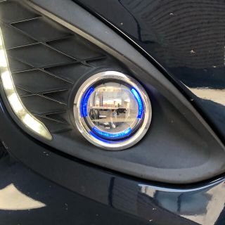 【希少】マツダ純正OP LEDフォグ 青色イルミ B45B V4 600