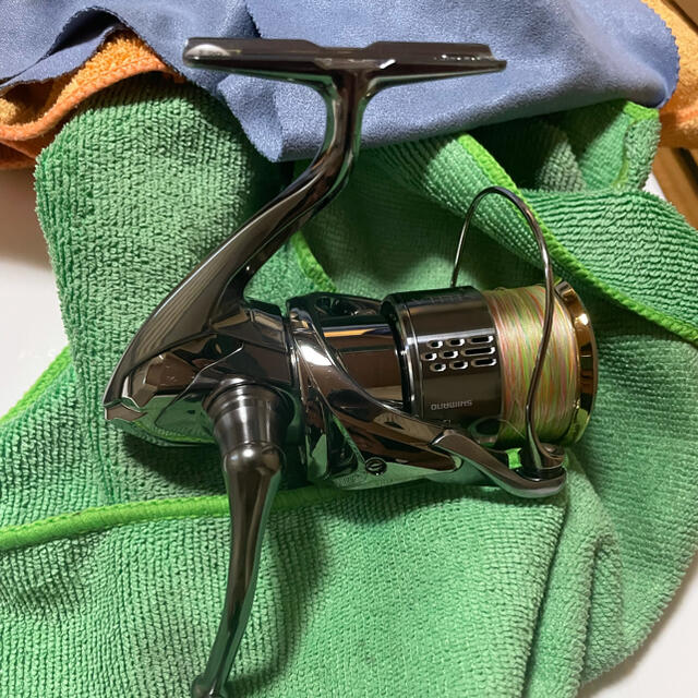 海外並行輸入正規品 SHIMANO - C3000MHG 18ステラ STELLA 【美品