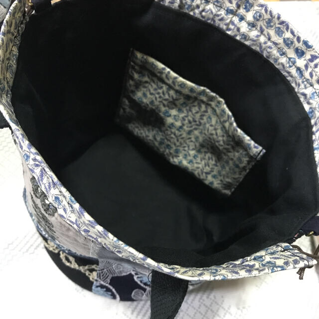 mina perhonen(ミナペルホネン)の【SOLD】ミナペルホネン　ハンドメイド　丸底　巾着　バッグ ハンドメイドのファッション小物(バッグ)の商品写真