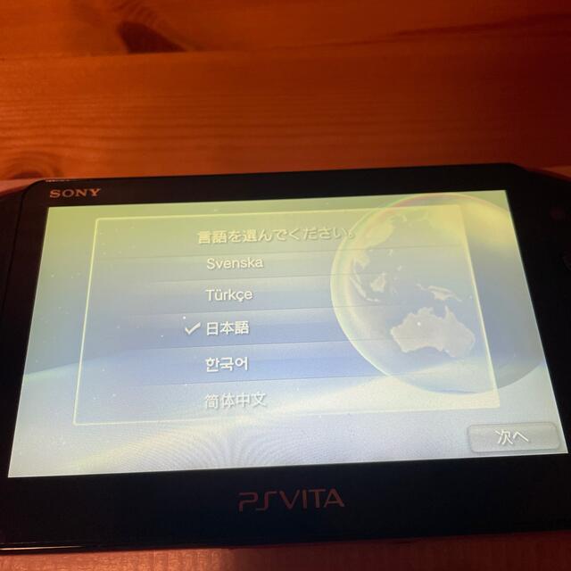 SONY PlayStationVITA 本体  PCH-2000 ZA15 4