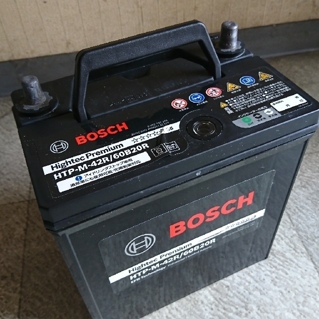 BOSCH(ボッシュ)のBOSCHハイテックプレミアムバッテリー  HTP-M-42R/60B20R 自動車/バイクの自動車/バイク その他(その他)の商品写真