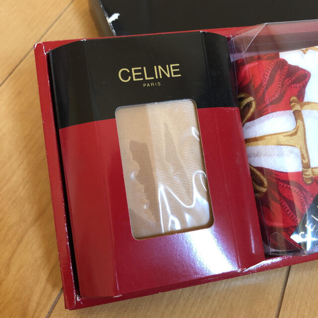 celine(セリーヌ)のCELINE  ストッキング2枚のストールセット レディースのレッグウェア(タイツ/ストッキング)の商品写真