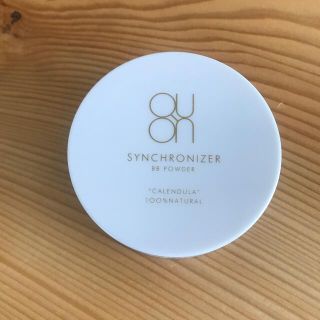 コスメキッチン(Cosme Kitchen)のクオン　シンクロナイザーbbパウダー(フェイスパウダー)