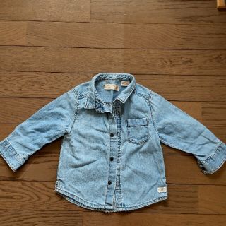 ザラ(ZARA)のデニム　シャツ　80　ザラベビー(シャツ/カットソー)