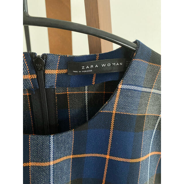 ZARA(ザラ)の美品　ZARA  チェック　構築的　　ノースリーブ　ブラウス レディースのトップス(シャツ/ブラウス(半袖/袖なし))の商品写真