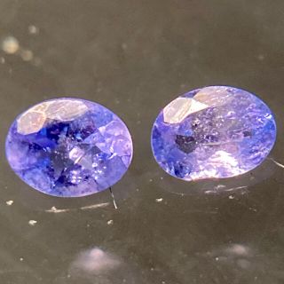 天然タンザナイトオーバルカットルースペアトータル0.35ct(その他)