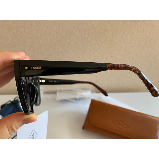 FOSSILサングラス 新品未使用