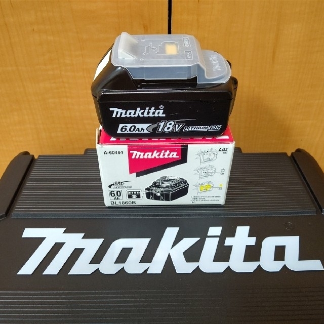 がかかる Makita - マキタBL1860B 純正バッテリー 1個 化粧箱付きの通販 by hiro-.- shop｜マキタならラクマ カテゴリ - darkdraganabolic.net