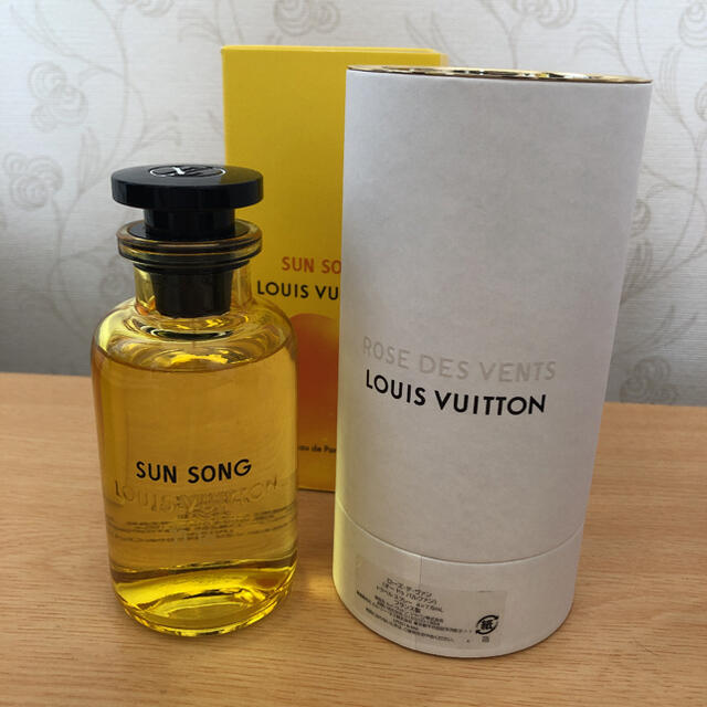 LOUIS VUITTON(ルイヴィトン)のトール様専用　ルイヴィトン  香水　SUN SONG コスメ/美容の香水(ユニセックス)の商品写真