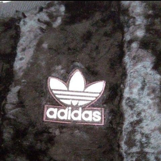 adidas(アディダス)のアディダス Tシャツ レディースのトップス(Tシャツ(半袖/袖なし))の商品写真