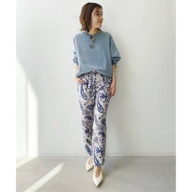 L'Appartement DEUXIEME CLASSE(アパルトモンドゥーズィエムクラス)の【BANANATIME 】TAPERED PANT (JUMBO PAISLEY レディースのパンツ(カジュアルパンツ)の商品写真