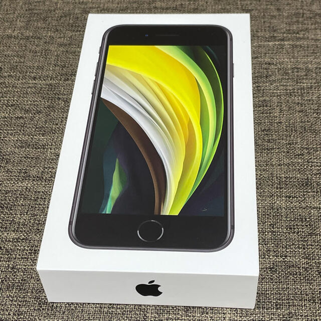 Apple iPhone SE 64GB ブラック