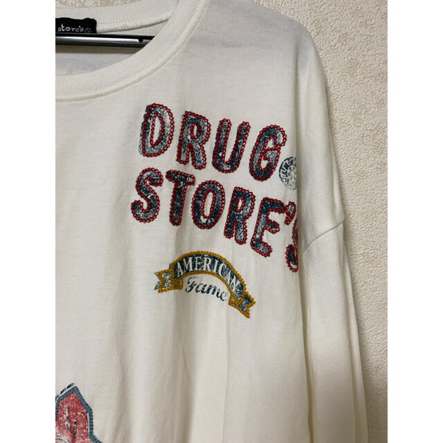 drug store's(ドラッグストアーズ)のドラッグストアーズ　drugstore's デザインＴシャツ　3 レディースのトップス(Tシャツ(半袖/袖なし))の商品写真