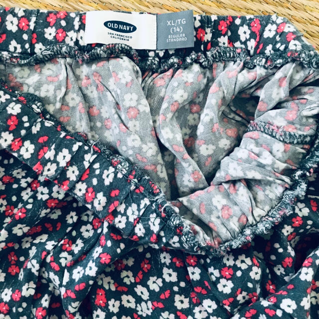 Old Navy(オールドネイビー)の花柄　スカート　オールドネイビー　150cm キッズ/ベビー/マタニティのキッズ服女の子用(90cm~)(スカート)の商品写真