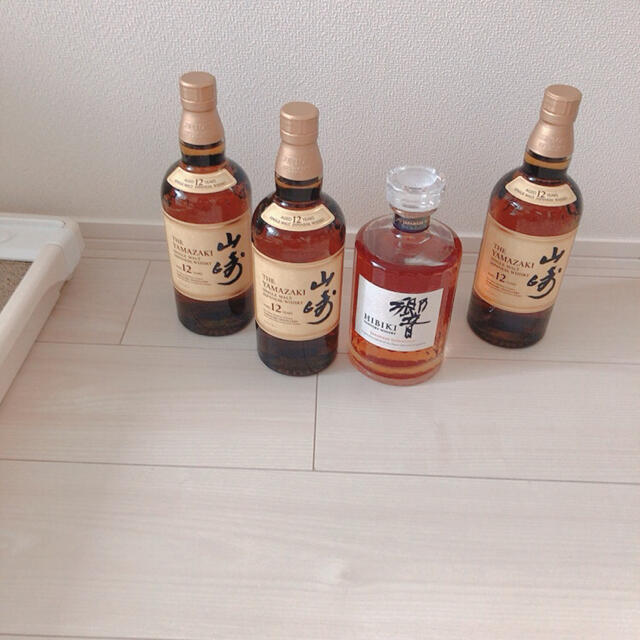 サントリー(サントリー)の山崎12年　響 食品/飲料/酒の酒(ウイスキー)の商品写真