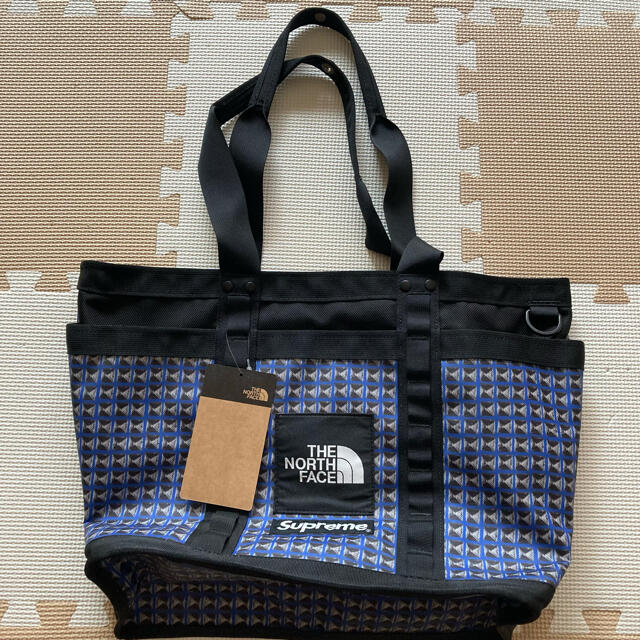 Supreme - Supreme NORTH FACE Studded Utility Toteの通販 by だー ...