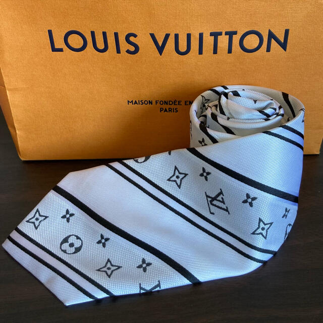 LOUIS VUITTON ルイヴィトン ネクタイ-