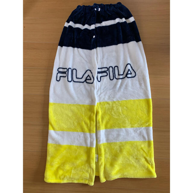 FILA(フィラ)のFILAプールタオル インテリア/住まい/日用品の日用品/生活雑貨/旅行(タオル/バス用品)の商品写真