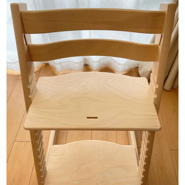 Stokke(ストッケ)の【asako様専用】ストッケ トリップトラップ ナチュラル STOKKE キッズ/ベビー/マタニティの寝具/家具(その他)の商品写真