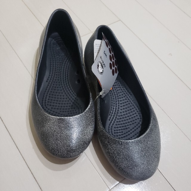 crocs(クロックス)の新品 クロックス フラットパンプス サイズW5 レディースの靴/シューズ(バレエシューズ)の商品写真