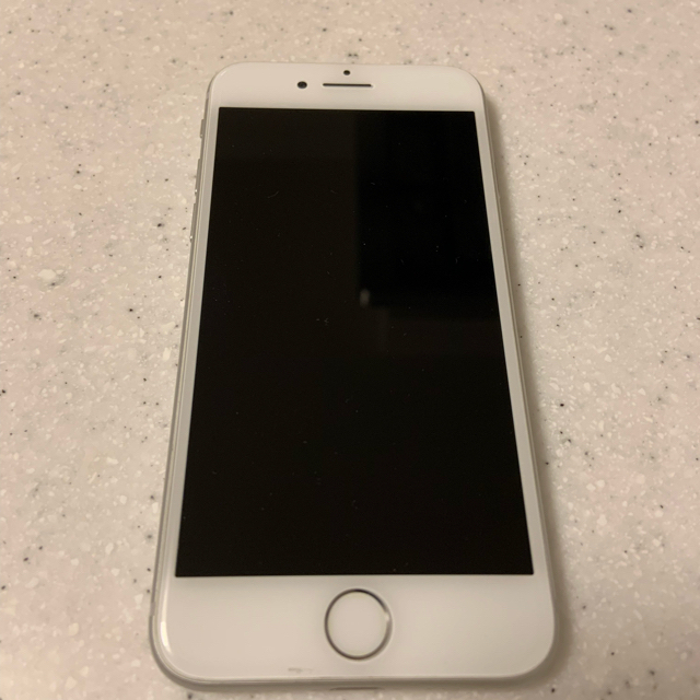 iPhone8 64GB（ホワイト）
