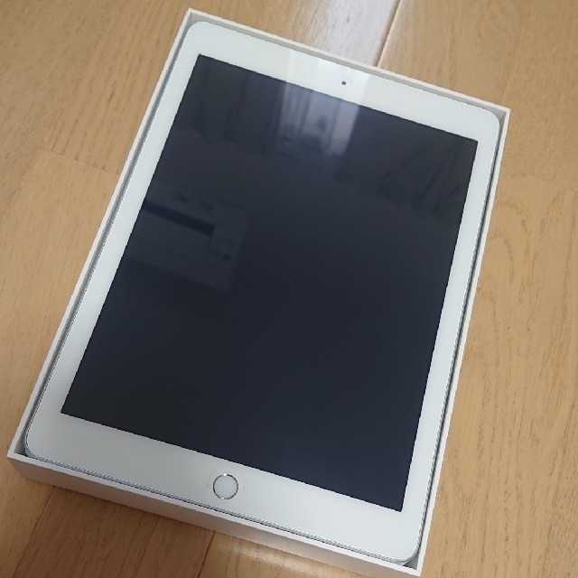 【中古品】iPad5 32GB  WIFIモデル　アイパッド　第5世代