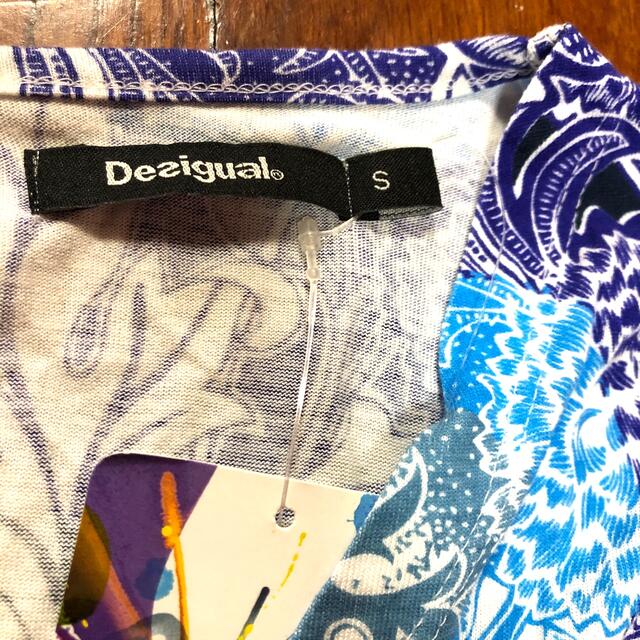 DESIGUAL(デシグアル)のデシグアル  ワンピース　新品です レディースのワンピース(ひざ丈ワンピース)の商品写真