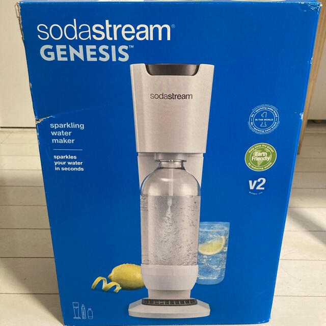 新品未開封　ソーダストリーム　sodastream GENESIS スマホ/家電/カメラの調理家電(調理機器)の商品写真