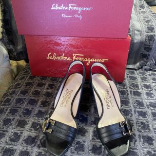 サルヴァトーレフェラガモ(Salvatore Ferragamo)の美品⭐️フェラガモ　ミュール　6サイズ(ハイヒール/パンプス)