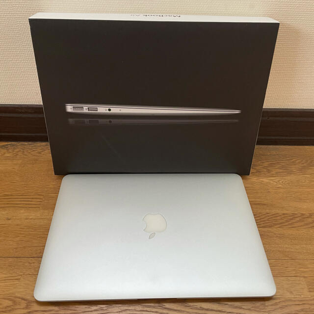 APPLE MacBook Air 13インチ MC965J/A  付属全て有 2