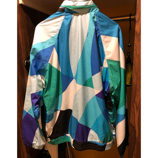 Supreme(シュプリーム)のヘコ様専用　Supreme Emilio Pucci Sport Jacket  メンズのジャケット/アウター(ナイロンジャケット)の商品写真