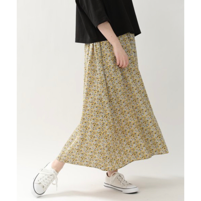 COLZA(コルザ)のCOLZA 小花柄スカート　サイズS レディースのスカート(ロングスカート)の商品写真