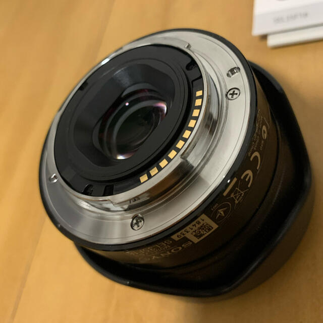 SONY(ソニー)のSONY SEL35F18 【E 35mm F1.8 OSS E-mount】 スマホ/家電/カメラのカメラ(レンズ(単焦点))の商品写真