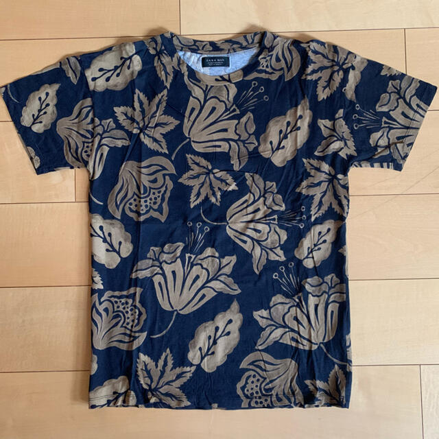 ZARA(ザラ)のZARA 総柄　Tシャツ メンズのトップス(Tシャツ/カットソー(半袖/袖なし))の商品写真