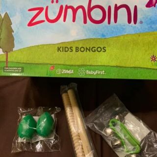 ズンバ(Zumba)の値下げ　zumbini 楽器セット　ボンゴ　ベル　スティック　エッグシェイカー(楽器のおもちゃ)