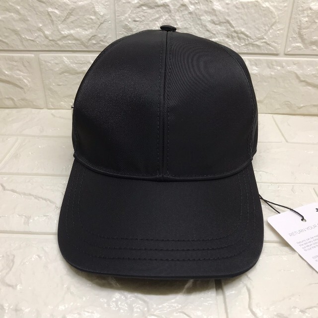 PRADA - 【新品未使用】 プラダ ナイロンロゴキャップ PRADA 黒