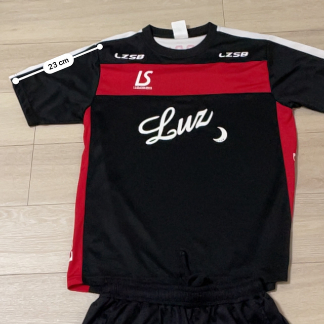 LUZ(ルース)の【商品】Luz e sombra(ルースイソンブラ)　ゲームシャツ半袖上下セット スポーツ/アウトドアのサッカー/フットサル(ウェア)の商品写真