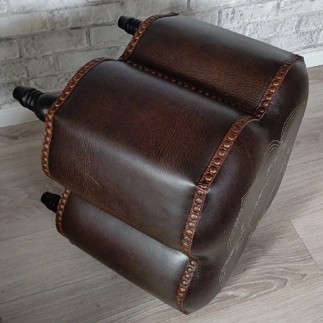 【美品】レザー leather オットマン 椅子 スツール インテリア/住まい/日用品のソファ/ソファベッド(オットマン)の商品写真