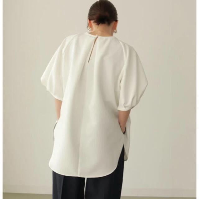 最安値特価 新品タグ付き　louren puff sleeve over blouseの通販 by ayu's shop ｜ラクマ 驚きの破格値