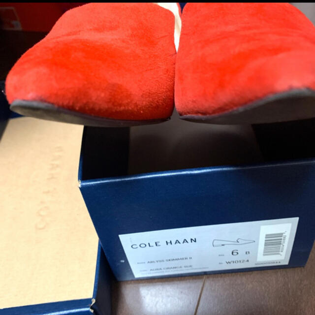 Cole Haan(コールハーン)の専用 美品 コールハーン レザーパンプス 朱色 ヒール レディースの靴/シューズ(ハイヒール/パンプス)の商品写真