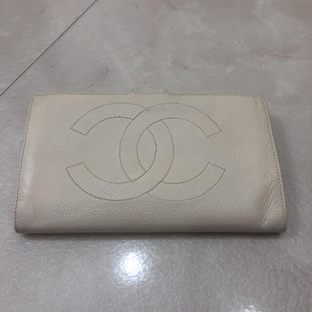 CHANELがま口長財布