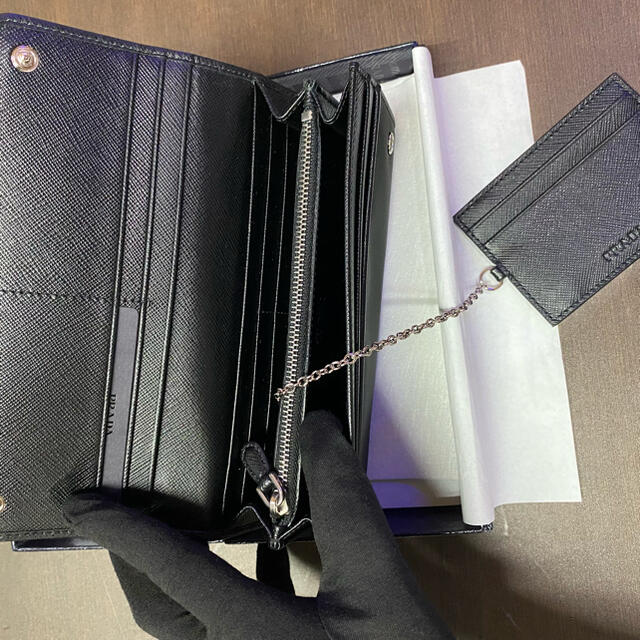 値下げしました!PRADA プラダ 長財布 新品未使用! 高価値セリー www