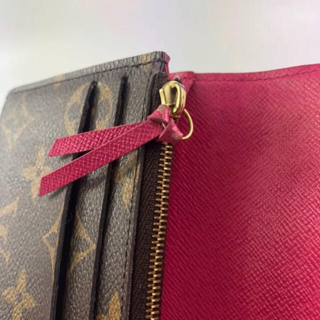 LOUIS VUITTON(ルイヴィトン)のルイヴィトン ポルトフォイユエミリー モノグラム 長財布 レディースのファッション小物(財布)の商品写真