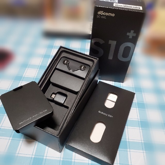 Galaxy(ギャラクシー)の中古★Galaxy S10＋128GB docomo☆SIMフリー スマホ/家電/カメラのスマートフォン/携帯電話(スマートフォン本体)の商品写真