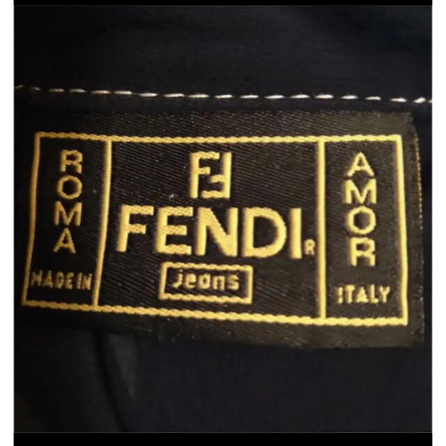 FENDI(フェンディ)のFENDI★フェンディ★トップス★ レディースのトップス(シャツ/ブラウス(半袖/袖なし))の商品写真